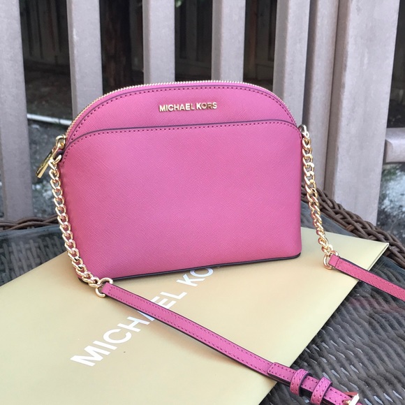 Michael Kors Handbags - Michael kors Emmy Medium Crossbody BAg pink